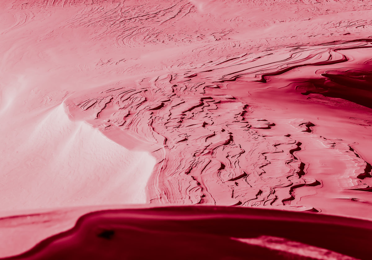 Crimson Drift von AresDKY – vollständiges Motiv aus der Steinway-Ausstellung