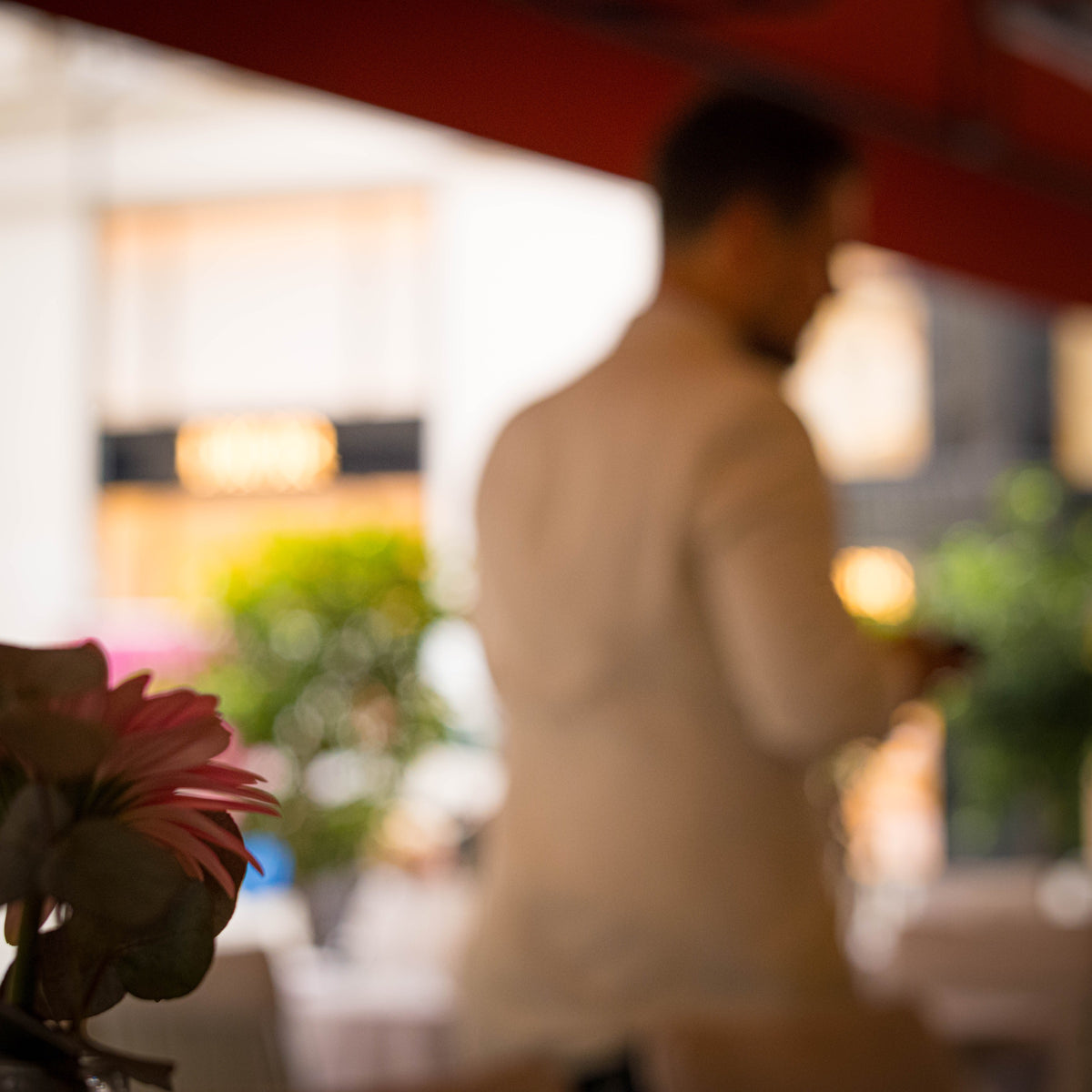 Service auf der Terrasse – Motiv